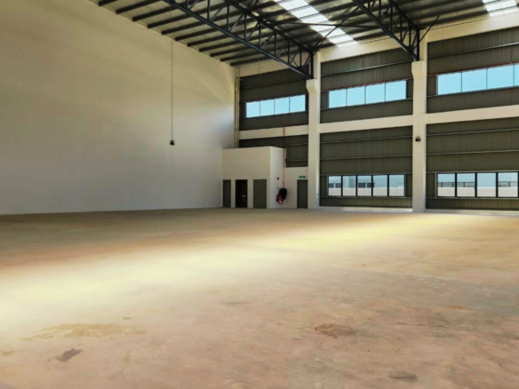 Shah Alam U16 Semi Detached Factory For Rent – 29,000 Sq Ft | 300 Amp | Solar Panel