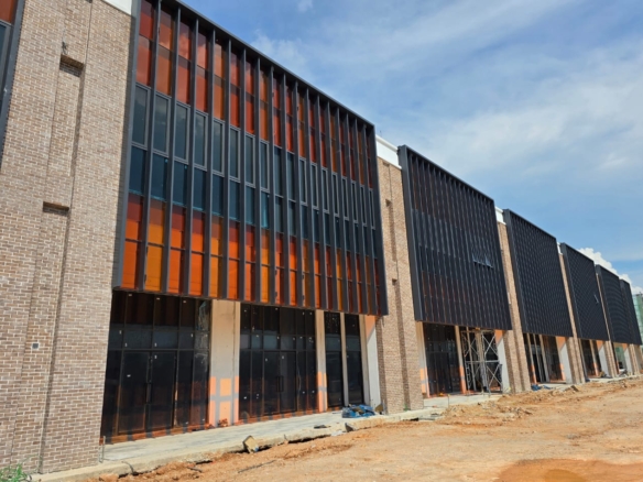 Facing Main Road – Brand New 2-Storey Shop @ Setia Alam District 7